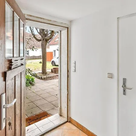 Apartment Cosy With Garden Heideblick